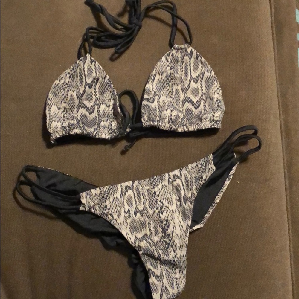 Snakeskin print scrunch bottom halter bikini